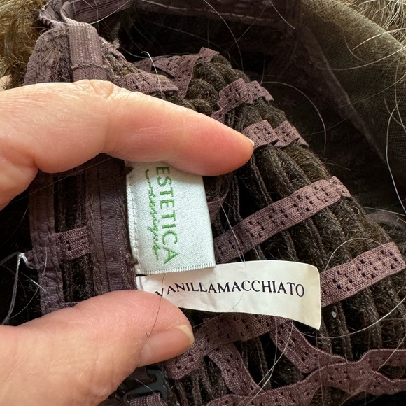 The Avalon wig by Estetica in vanilla macchiato - Picture 10 of 10